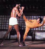 Bruce & Karem Abdul Jabbar dans Le Jeu de la Mort